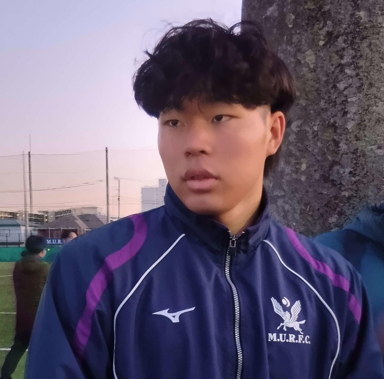 早明戦で先発する明大のFB古賀（撮影・飯岡大暉）