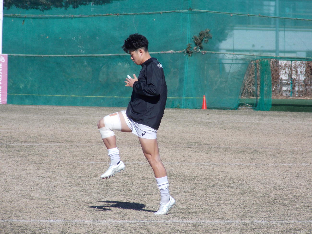 全国大学選手権決勝の前日練習で汗を流す早大FB矢崎由高（撮影・松本航）