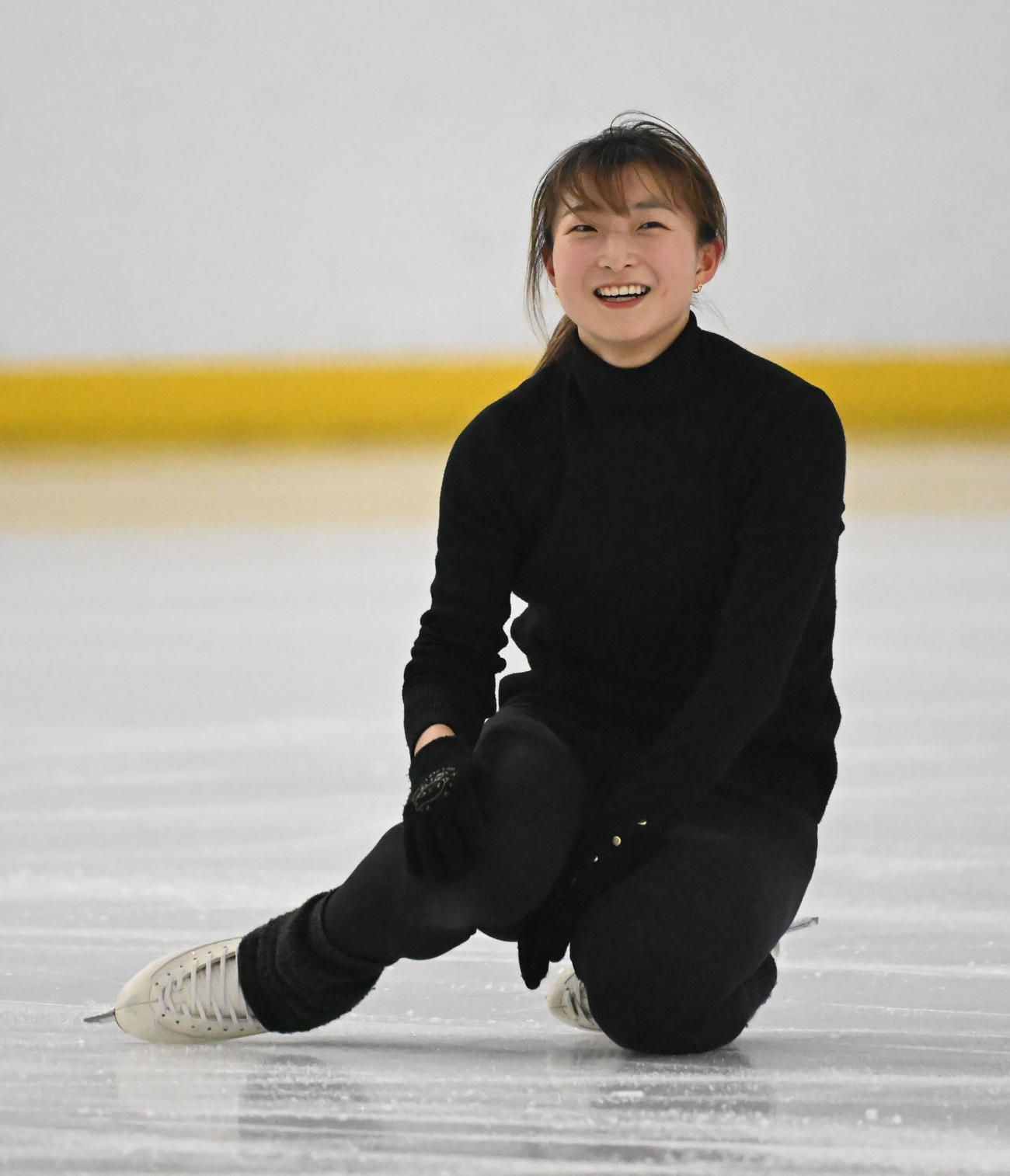 明るい表情で練習に取り組む坂本花織（撮影・和賀正仁）