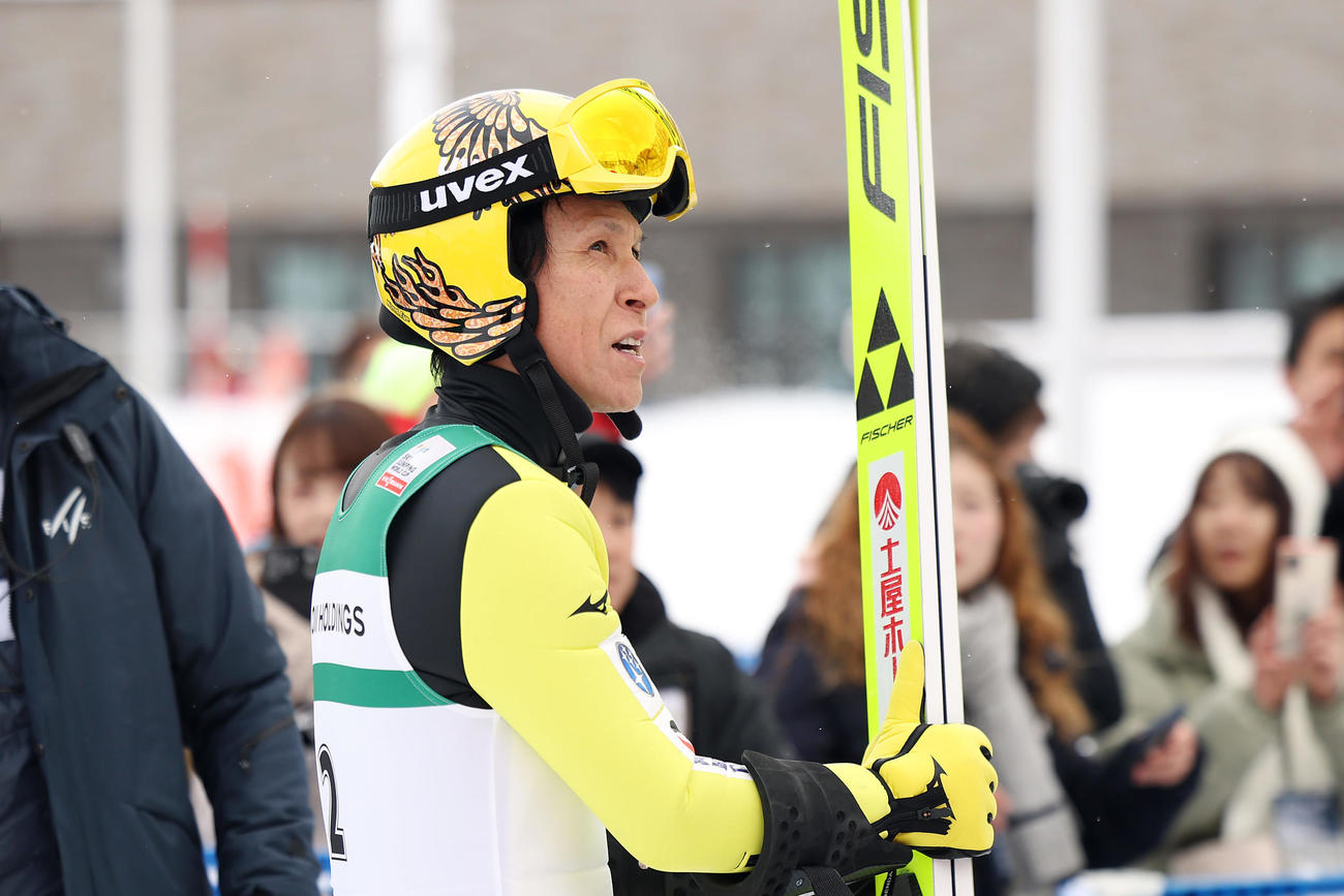 予選の飛躍を終えた葛西（撮影・前田充）