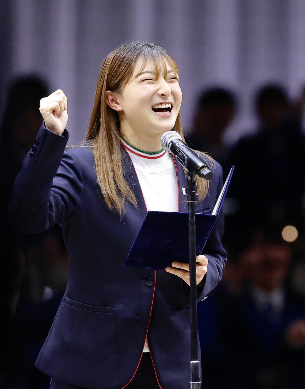 壮行会で決意表明する坂本（撮影・河田真司）