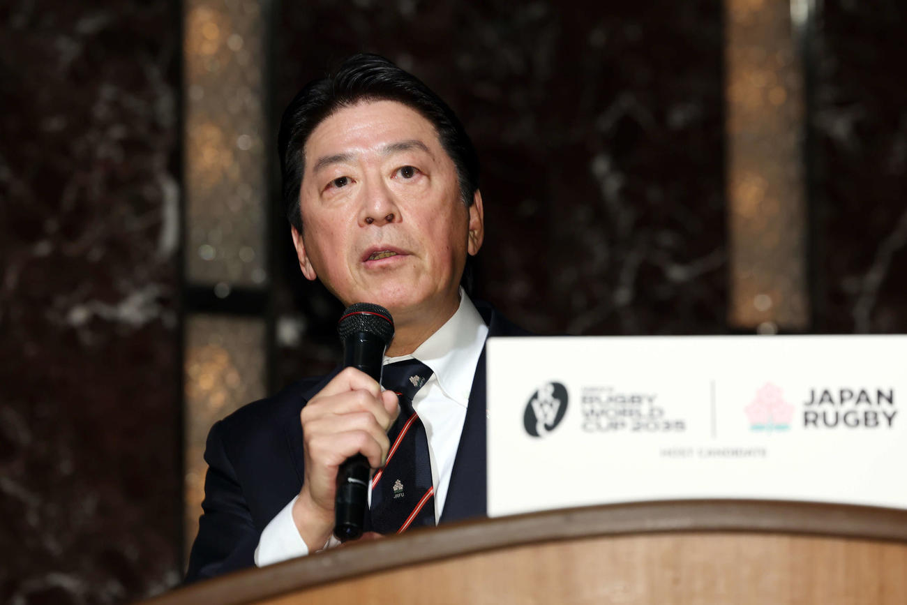 男子ラグビーW杯2035招致キックオフ宣言記者会見に臨む日本ラグビー協会土田雅人会長（撮影・宮地輝）