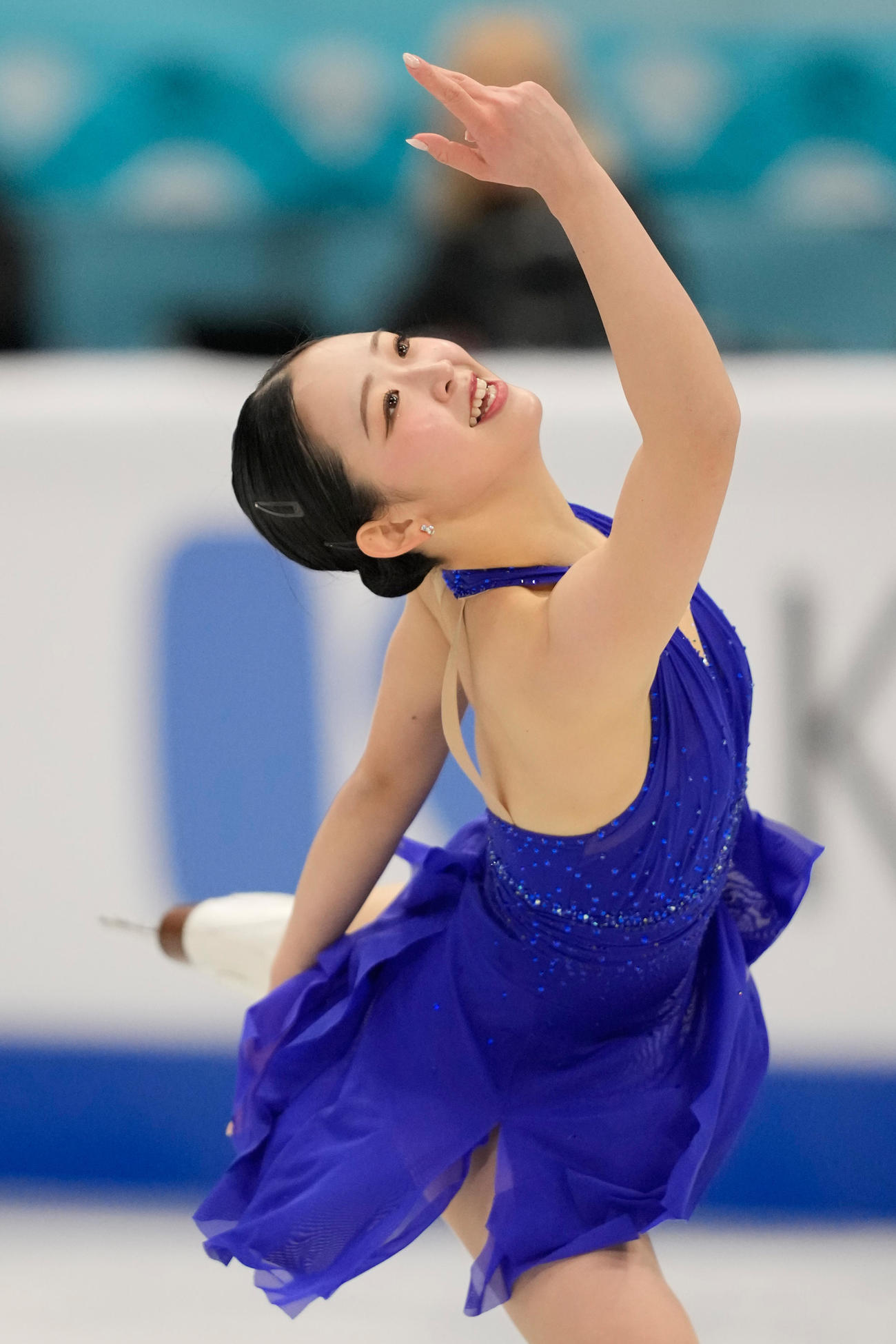 女子フリーで演技する青木祐奈（AP）