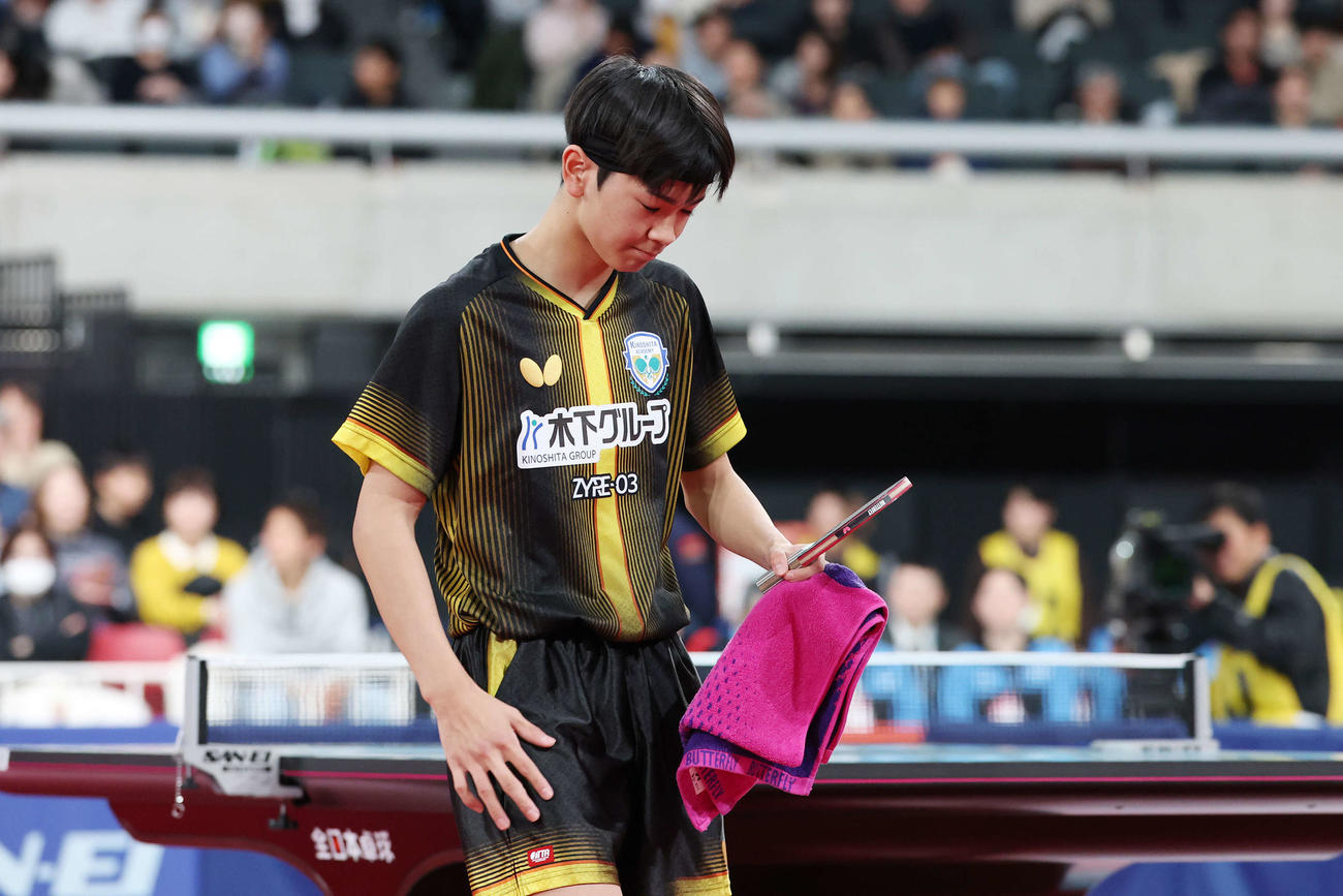 準々決勝で敗れた川上（撮影・宮地輝）