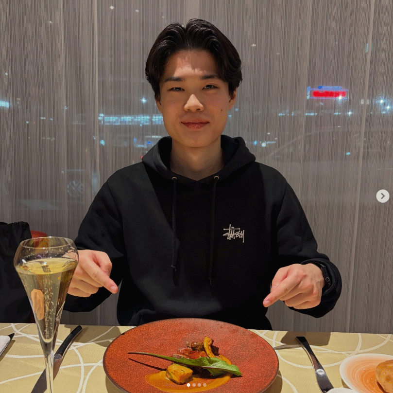 西山真瑚のインスタグラムから