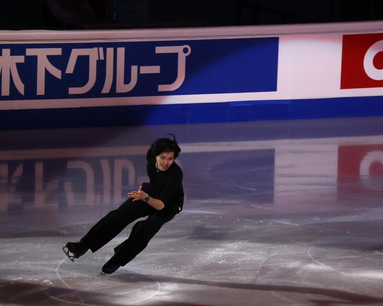 4大陸選手権のエキシビションで演じる三浦（撮影・勝部晃多）