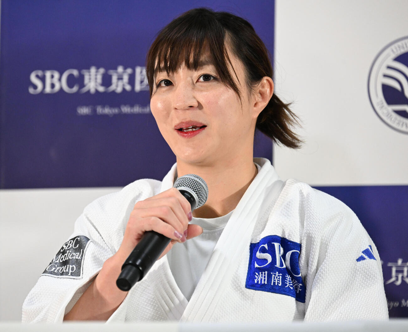 記者会見で今後の活動について発表するパリ五輪柔道女子48キロ級メダリストの角田（撮影・千葉一成）