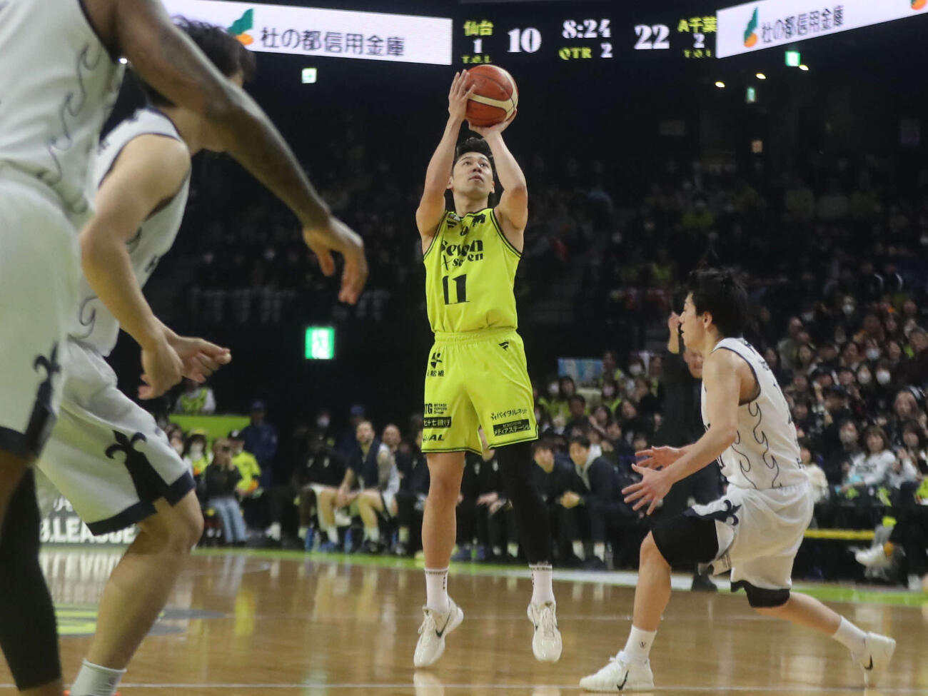 仙台対A千葉　3点シュートを放つB1仙台・荒谷（撮影・高橋香奈）
