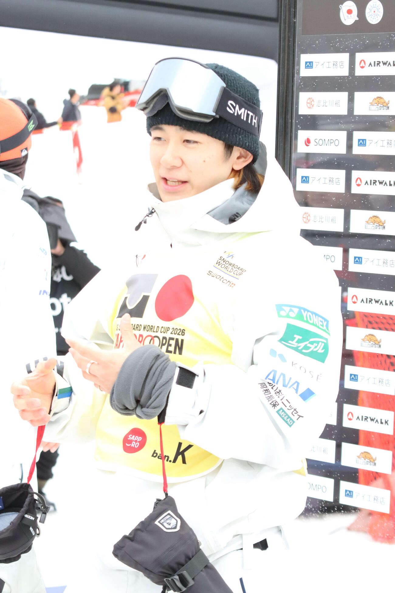 予選後取材に対応する戸塚（撮影・保坂果那）