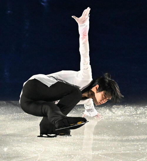 羽生結弦さん、充電後8カ月ぶり演技「絆を感じられるような」東日本