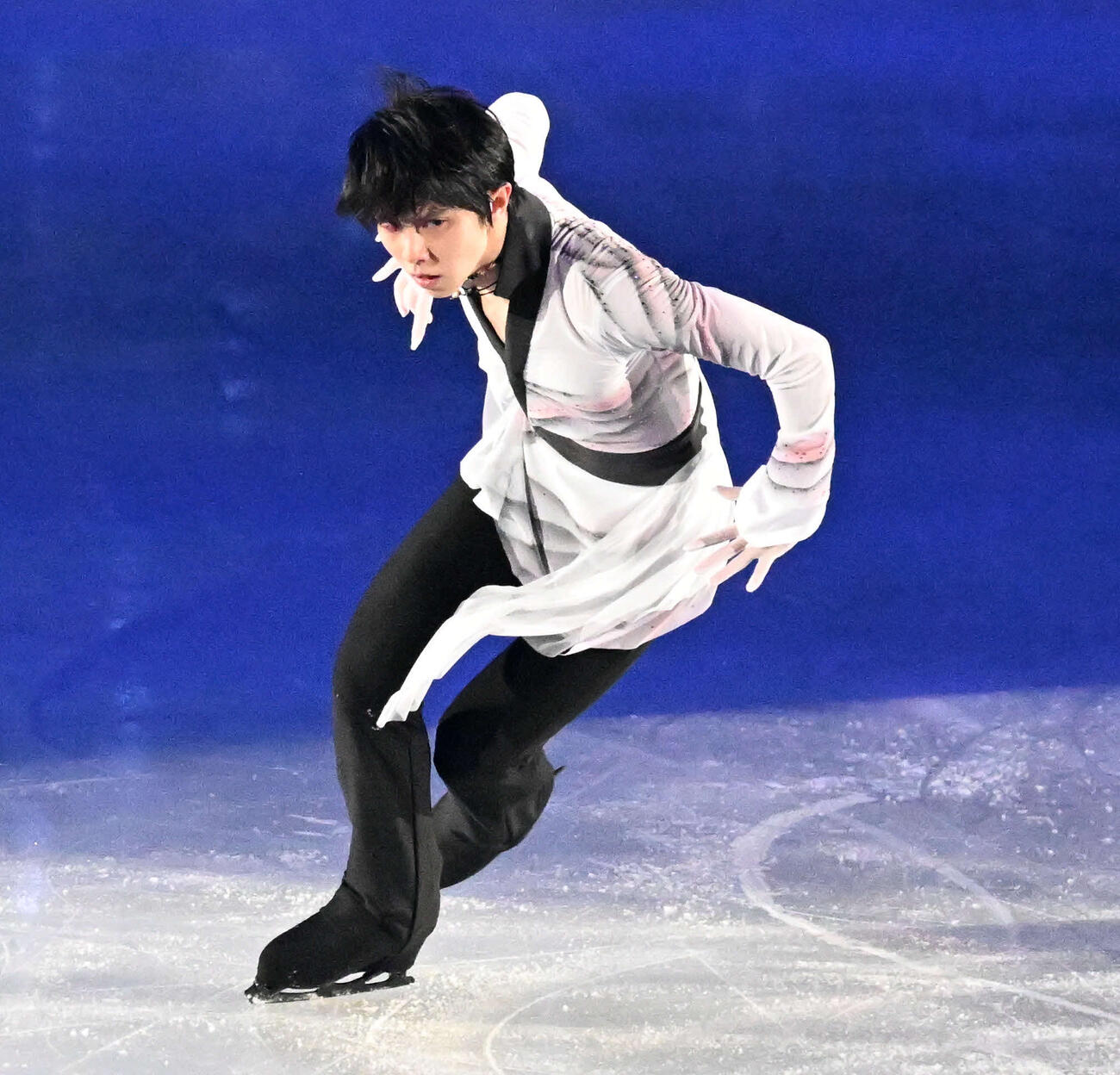 3月7日、アイスショーで演技する羽生結弦さん