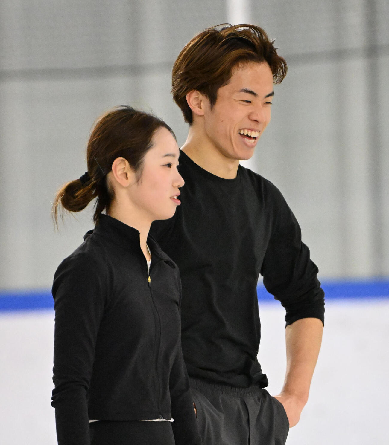 練習を公開する長岡柚奈（左）、森口澄士組（撮影・石井愛子）