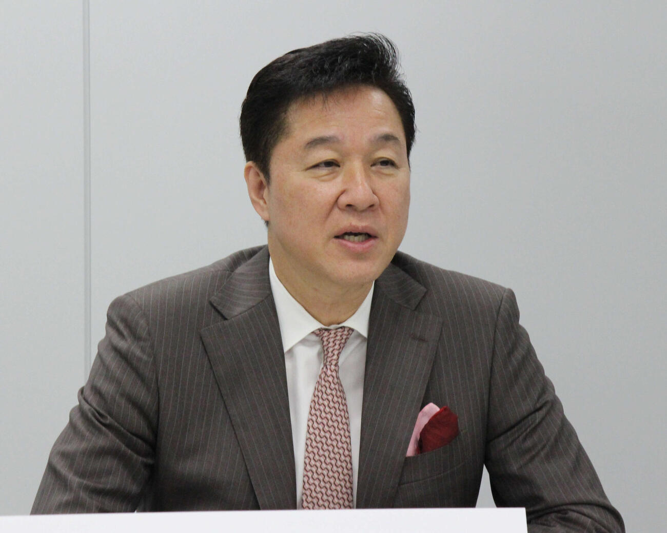 都内でSVリーグとの連携会議進捗報告会に出席したJVA川合俊一会長（撮影・勝部晃多）