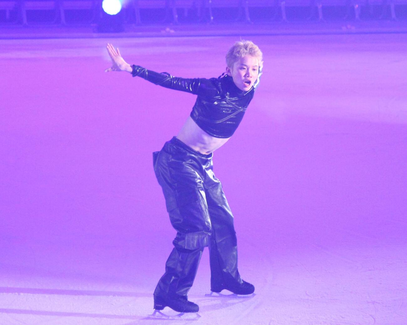 アイスショー「滑走屋」のリハーサルに登場する友野一希（撮影・勝部晃多）