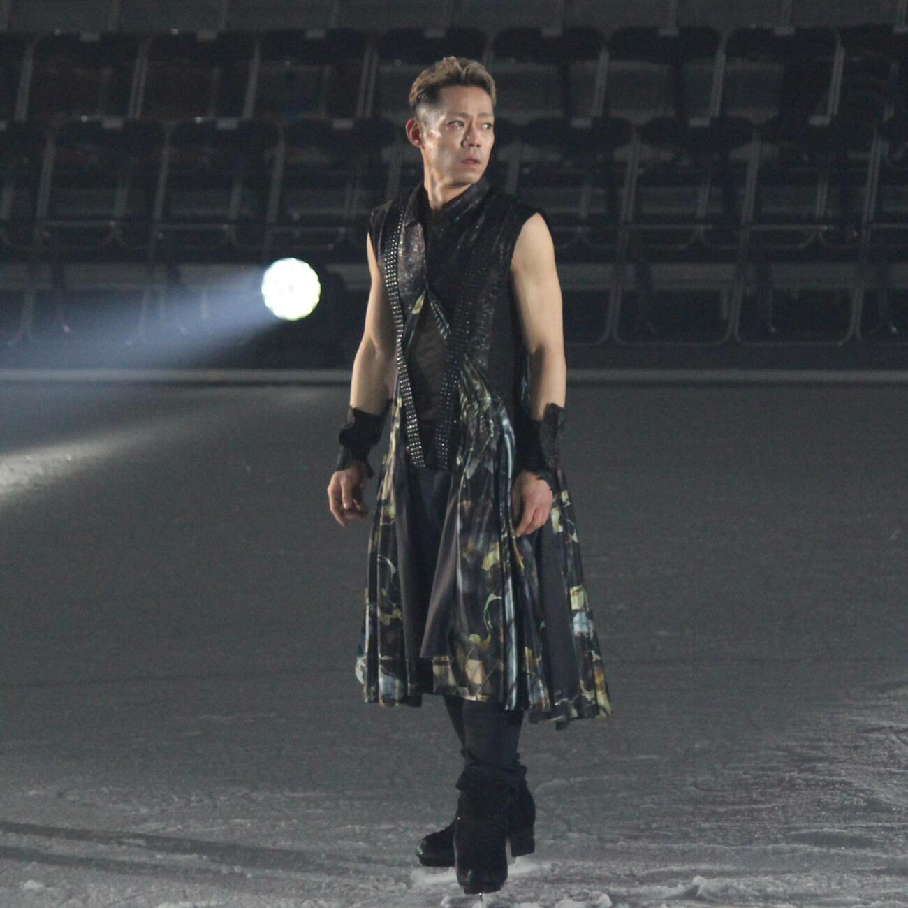 アイスショー「滑走屋」のリハーサルに登場する高橋大輔（撮影・勝部晃多）