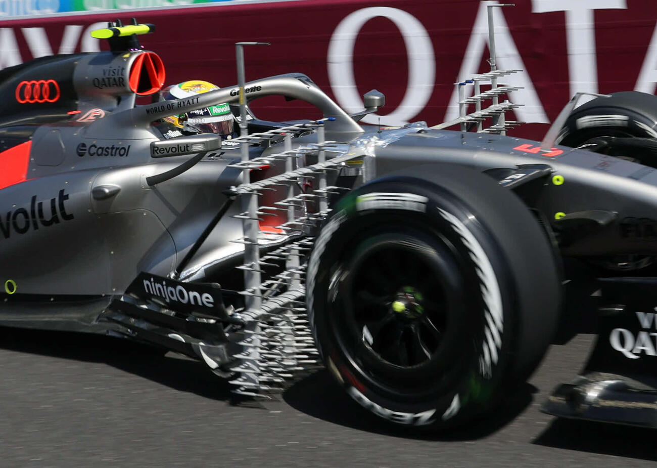 FP1に出走したアウディのボルトレートは、前輪の直後に空力測定器を装着する（撮影・宮崎幸一）