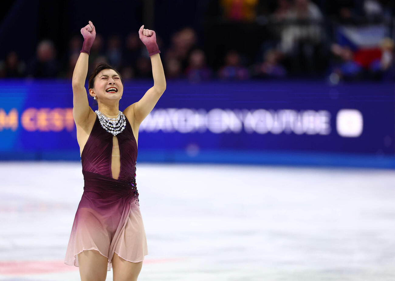 フィギュア世界選手権　今大会限りで現役引退する坂本花織は女子フリーの演技を終えると感極まった表情を浮かべる（撮影・PNP）