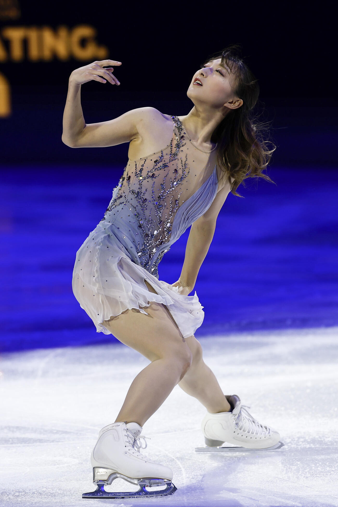 エキシビションで演技する坂本花織＝プラハ（共同）