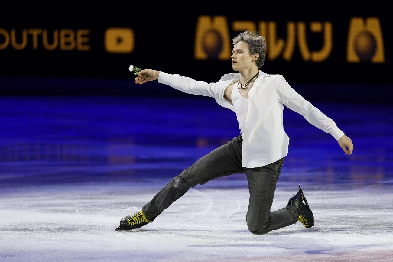 エキシビションで演技するイリア・マリニン＝プラハ（共同）