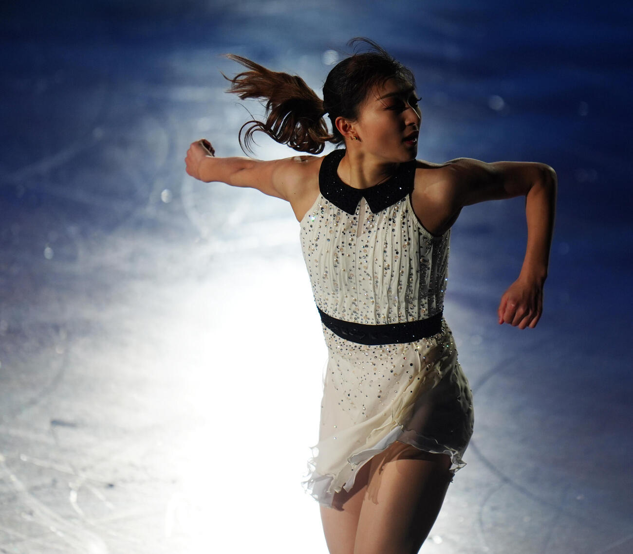 演技を披露する坂本花織（撮影・清水貴仁）