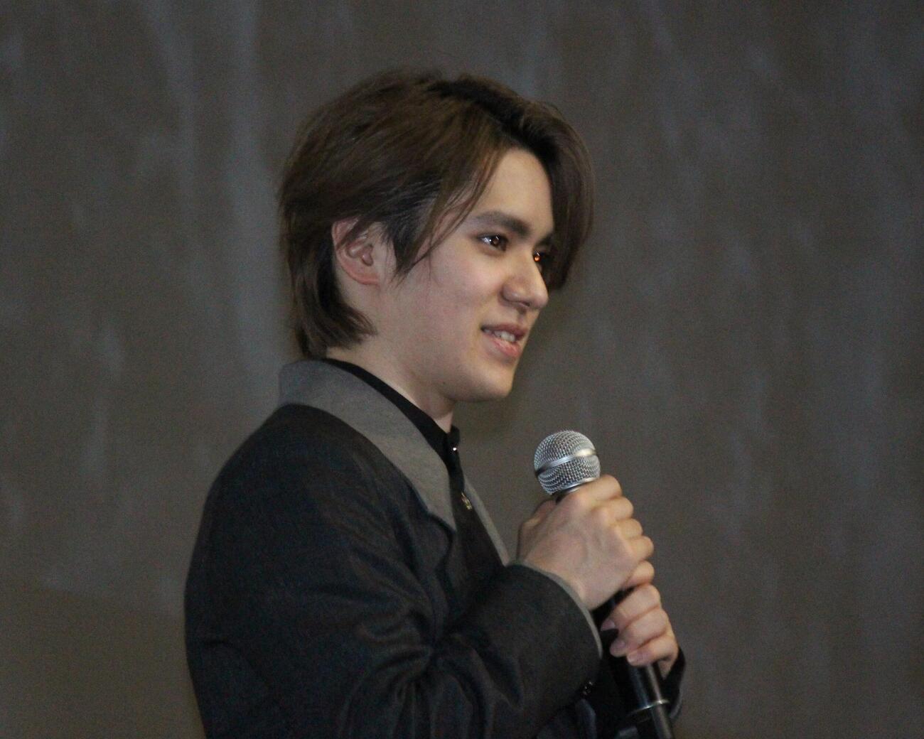 劇場版「Ice Brave　新横浜　Special Edition」映画館公開記念舞台挨拶に登壇した宇野昌磨さん（撮影・勝部晃多）