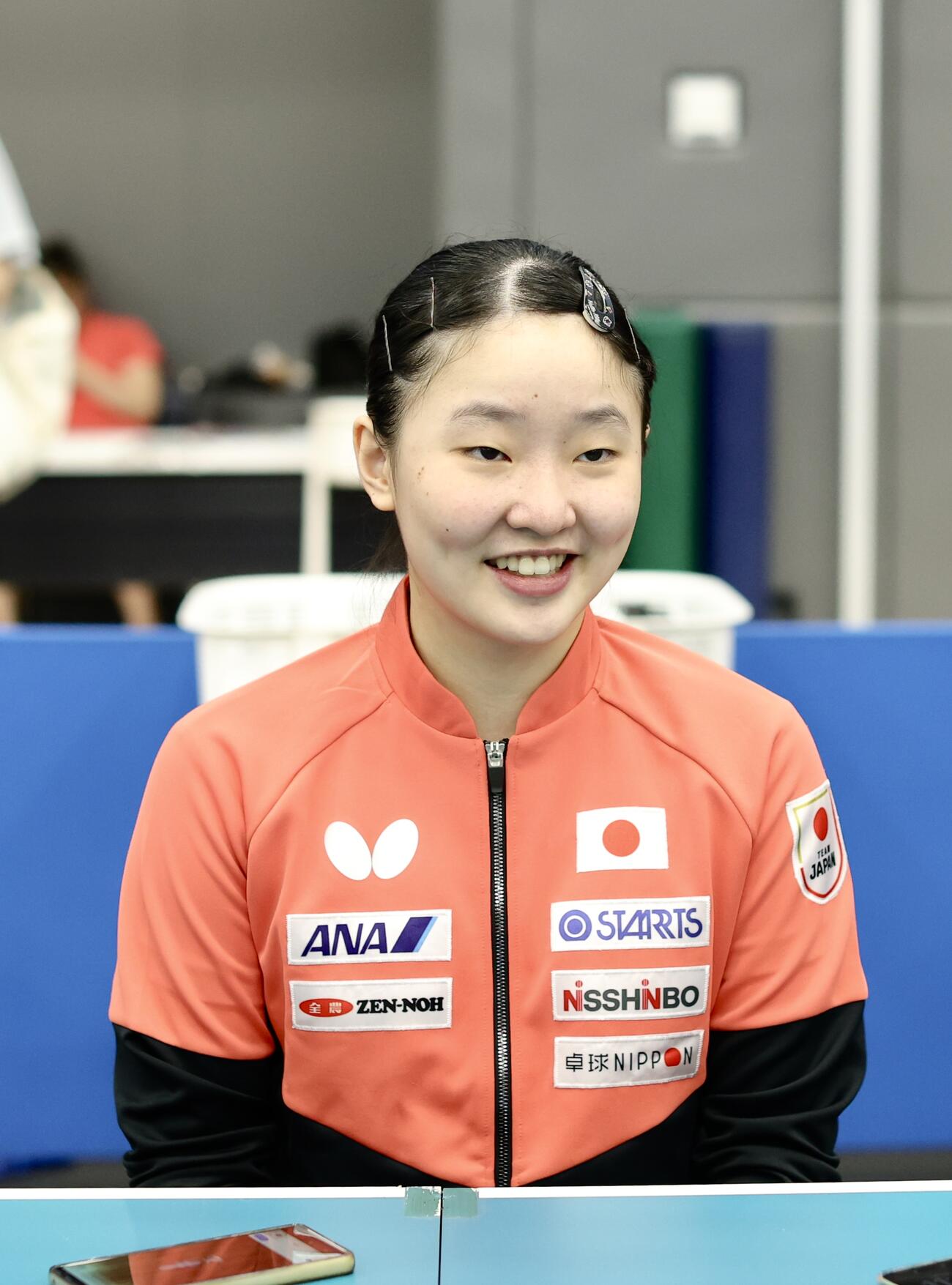 質問に答える張本（撮影・河田真司）