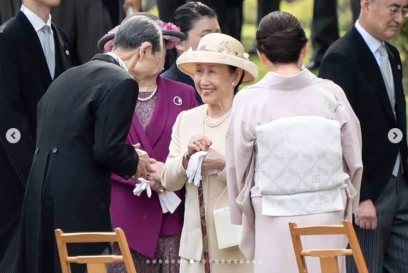 宮内庁の公式インスタグラムから