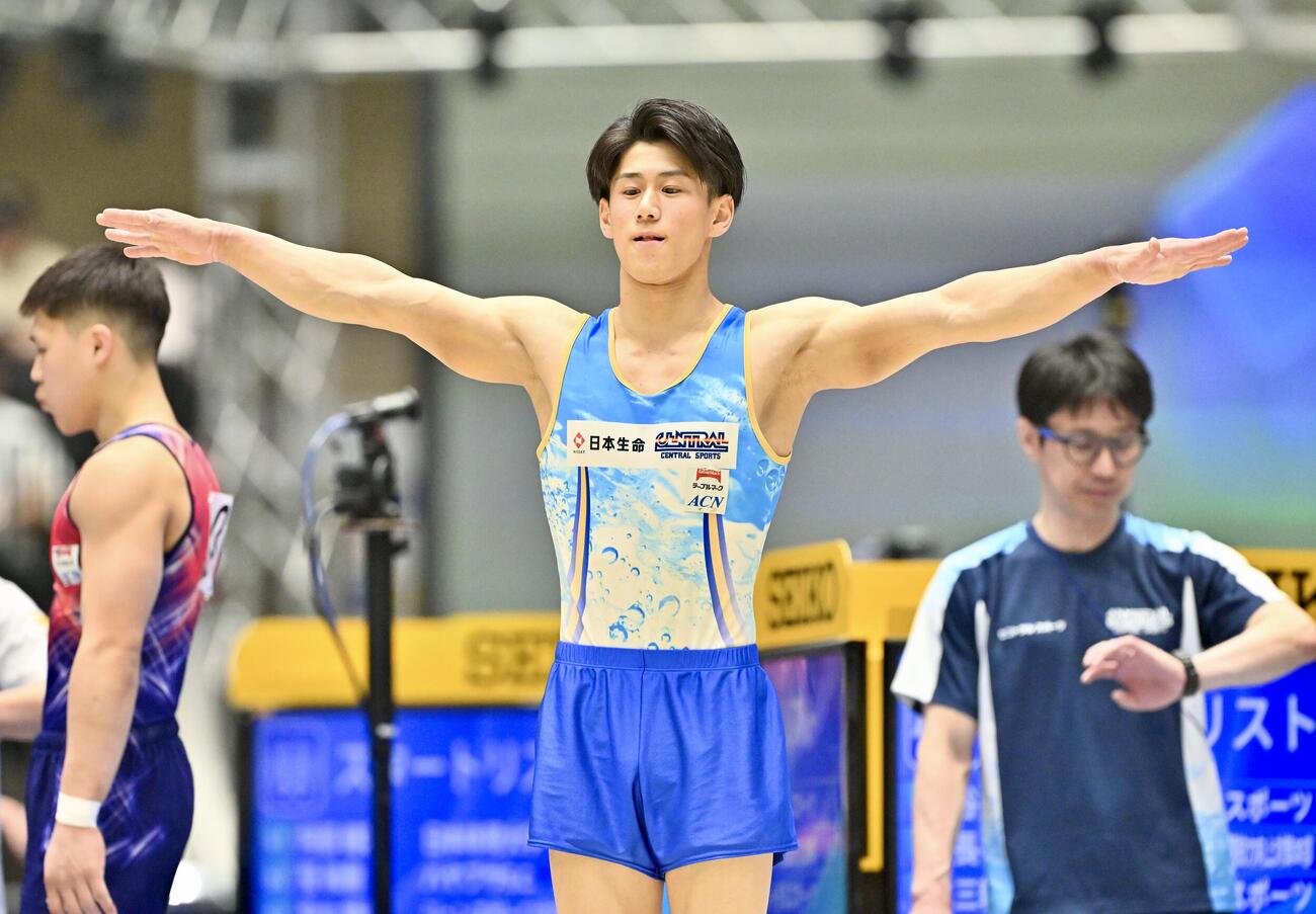 試合に臨む橋本＝2026年4月19日