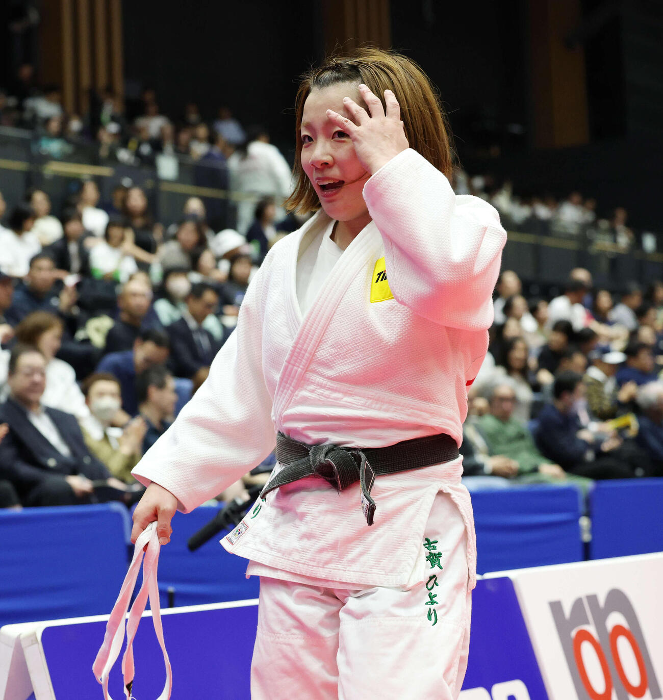 女子無差別準決勝　渡辺聖子対古賀ひより　判定で敗れ準決勝で敗退となった古賀（撮影・宮地輝）
