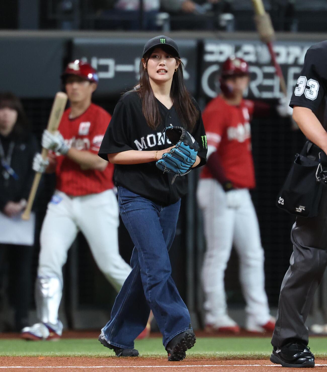 日本ハム対楽天で始球式を務める村瀬心椛（2026年4月23日撮影）