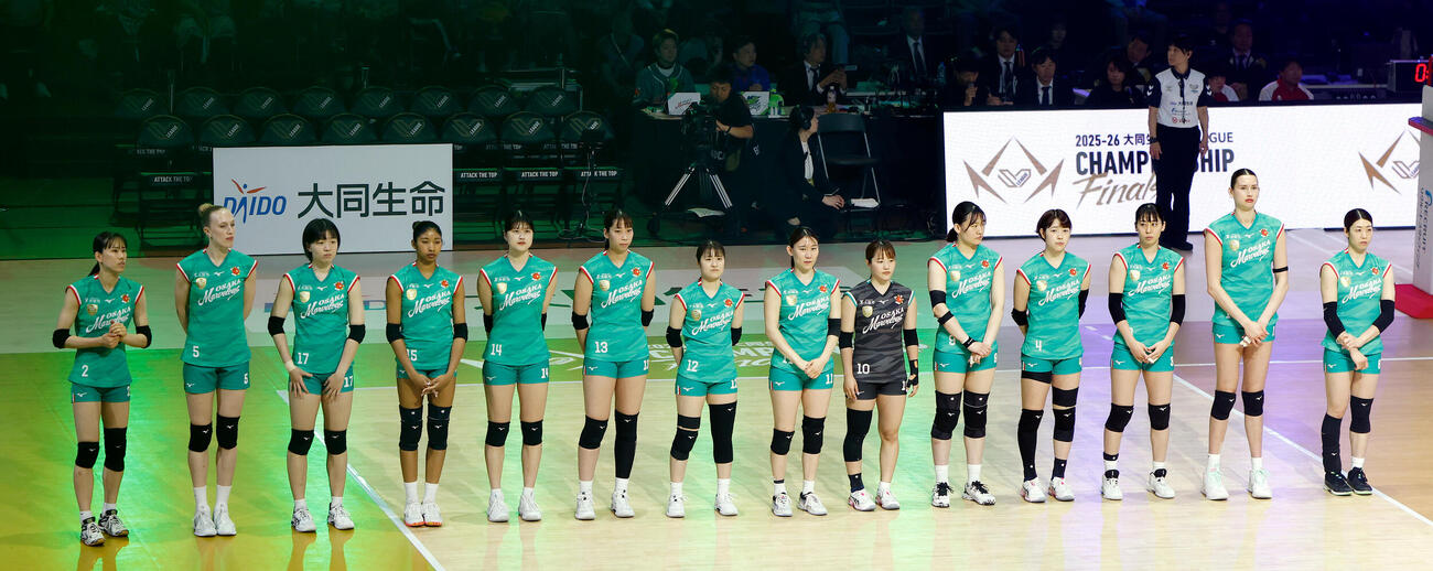 SAGA久光対大阪M　入場した大阪Mの選手たち（撮影・山本朝陽）