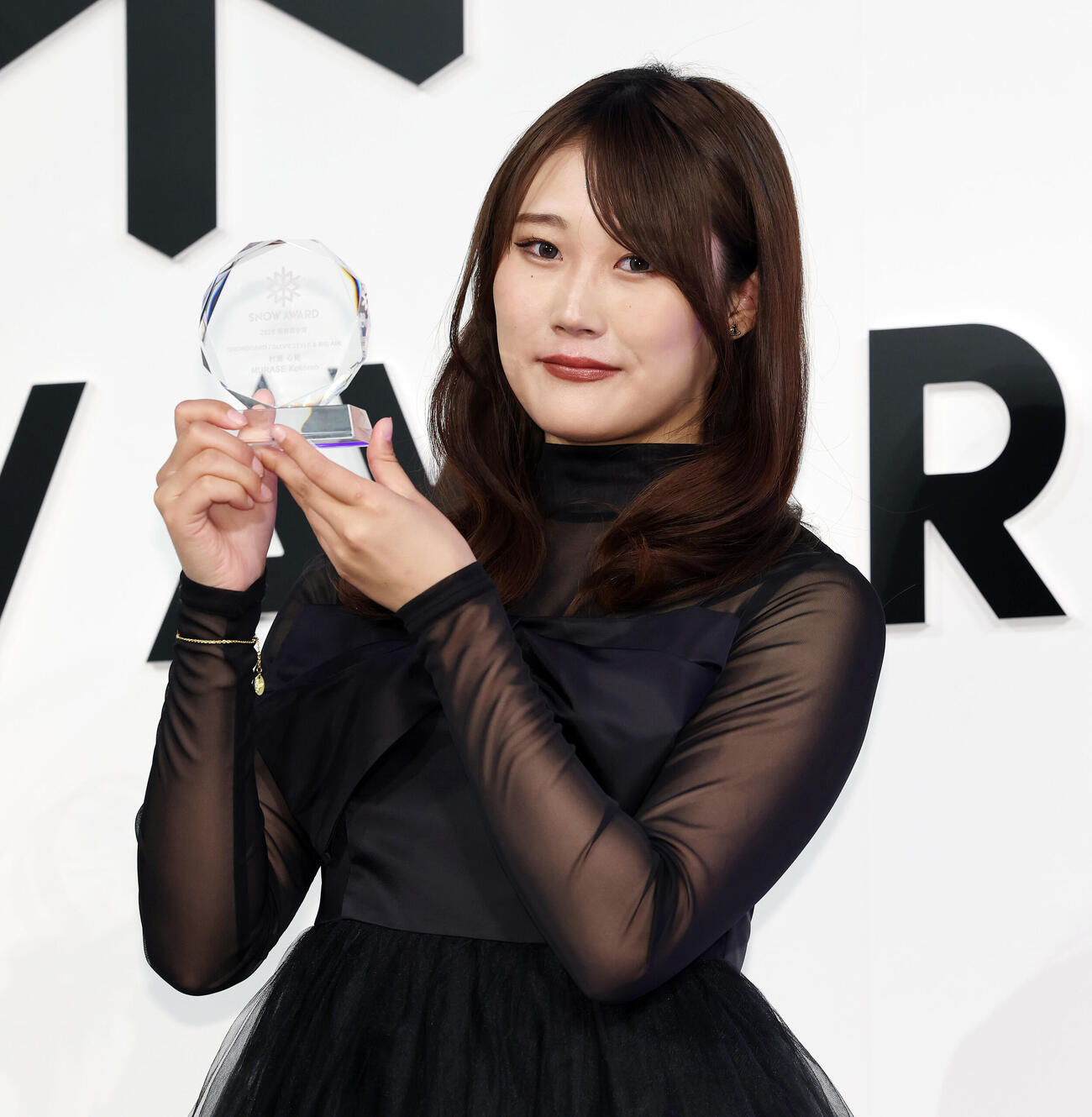 「SNOW AWARD」で優秀選手賞を受賞した村瀬心椛（撮影・宮地輝）