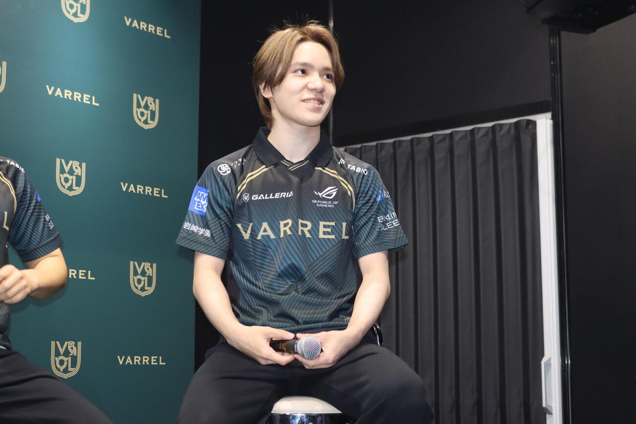 eスポーツチームVARRELに加入したフィギュアスケート宇野昌磨さん＝2026年5月1日