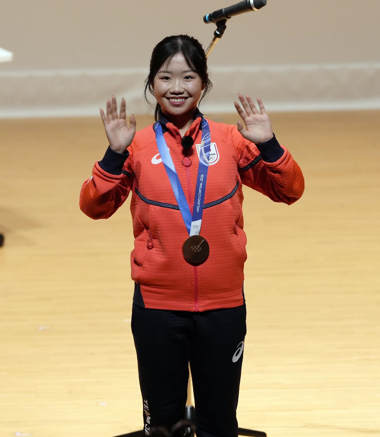 中井亜美オリンピック祝賀会　オリンピック祝賀会に登場する中井亜美（撮影・小島史椰）.