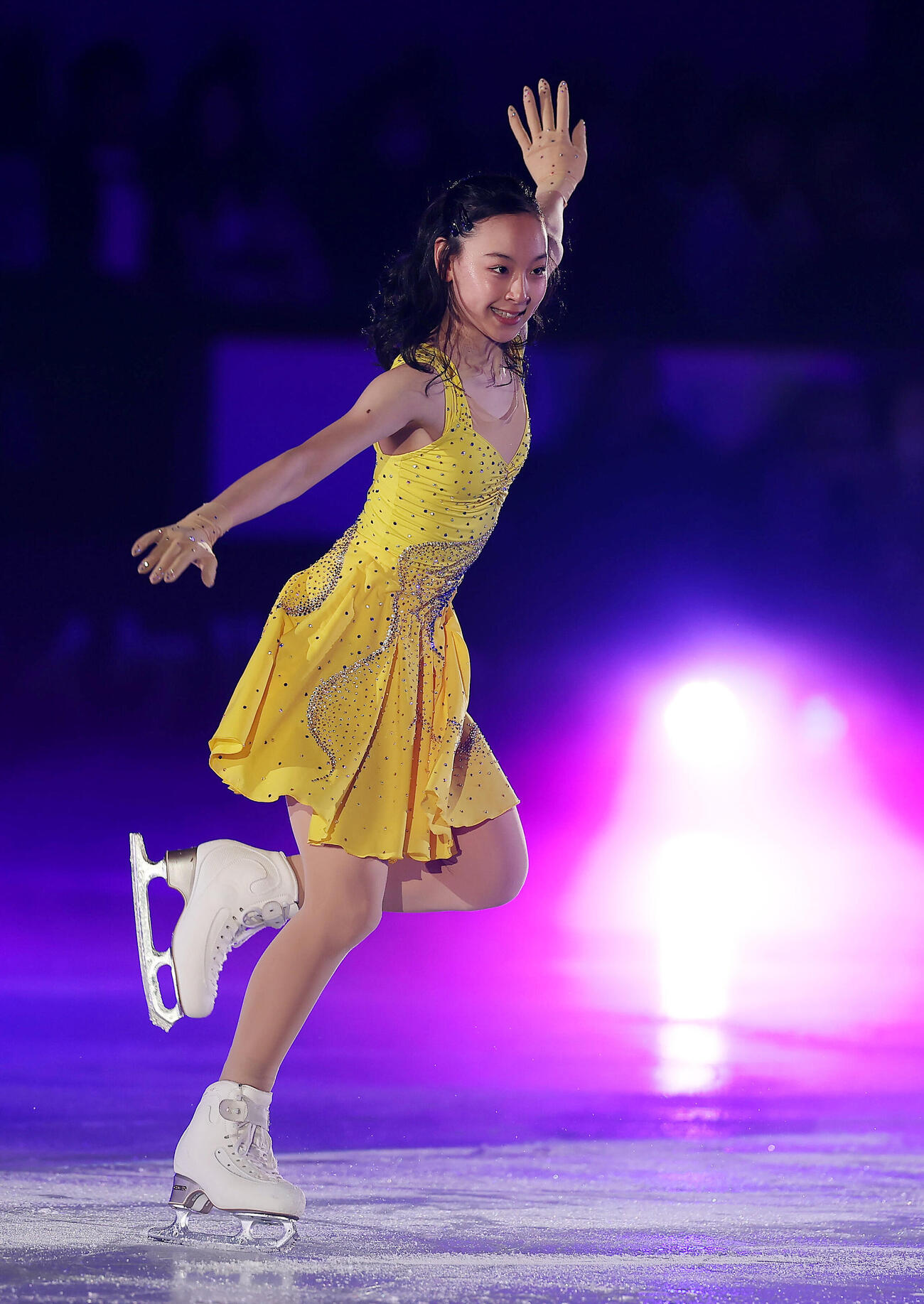 アイスショー「ブルームオンアイス2026」で華麗な演技を披露する岡万佑子（撮影・前田充）
