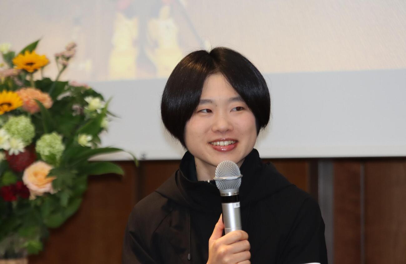 トークイベントに登場したジャンプ伊藤有希