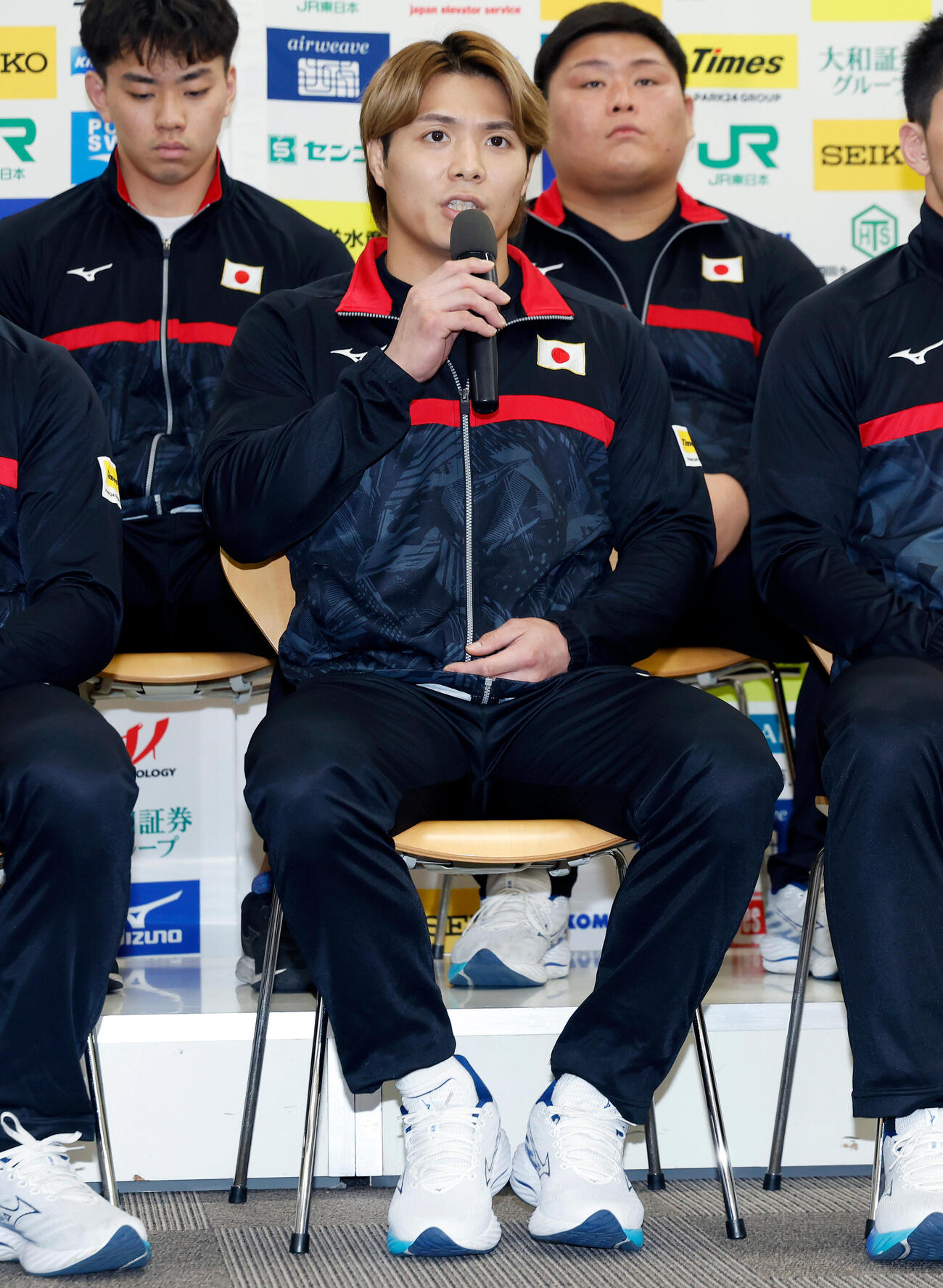 2026年バクー世界選手権記者会見に登壇し、意気込みを語る男子66キロ級代表・阿部一二三（撮影・山本朝陽）