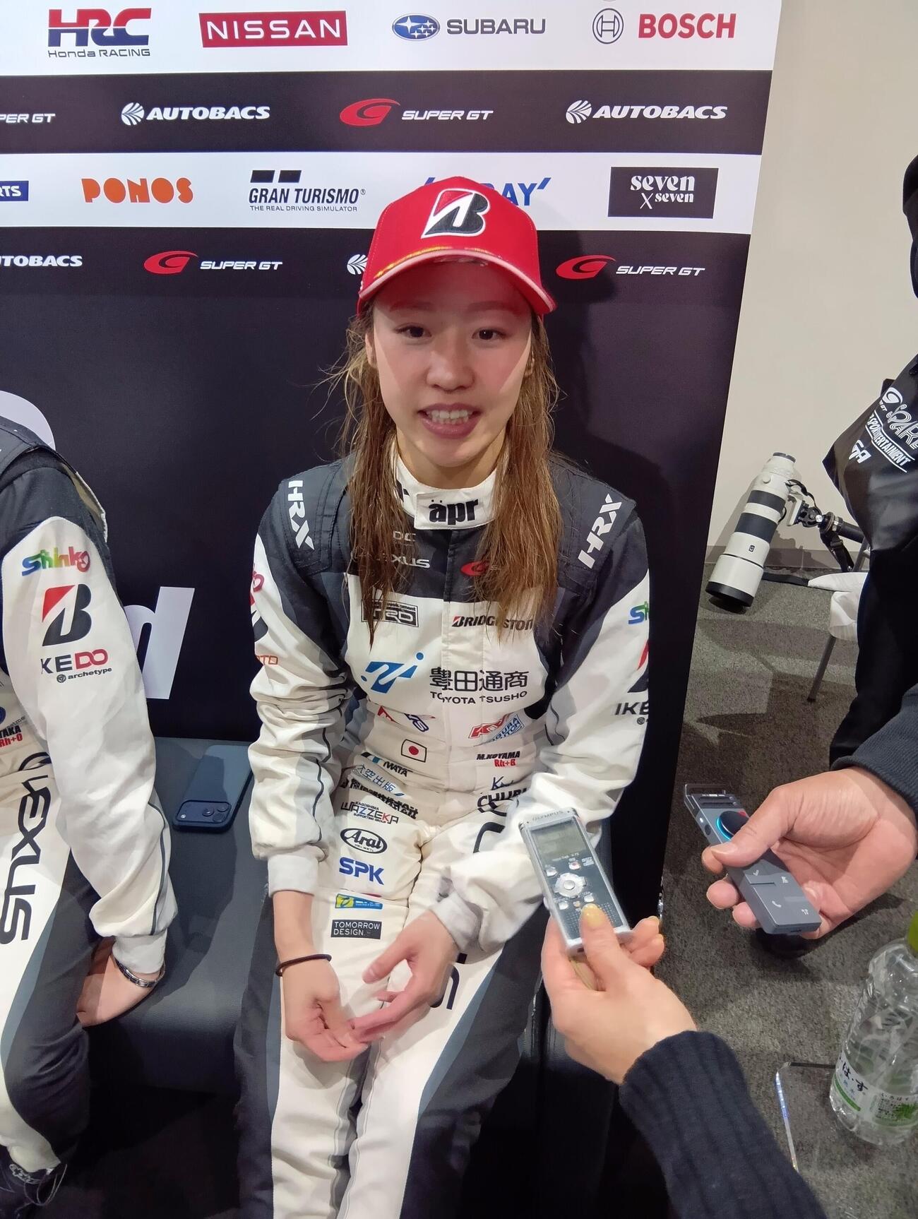 女性初の2度目の表彰台となった小山美姫