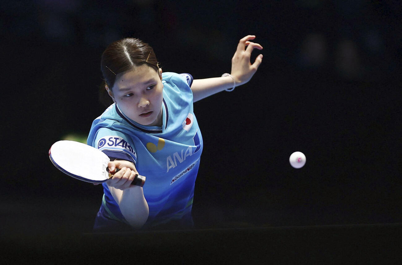 女子決勝トーナメント2回戦のルクセンブルク戦でプレーする橋本帆乃香＝ロンドン（ロイター＝共同）