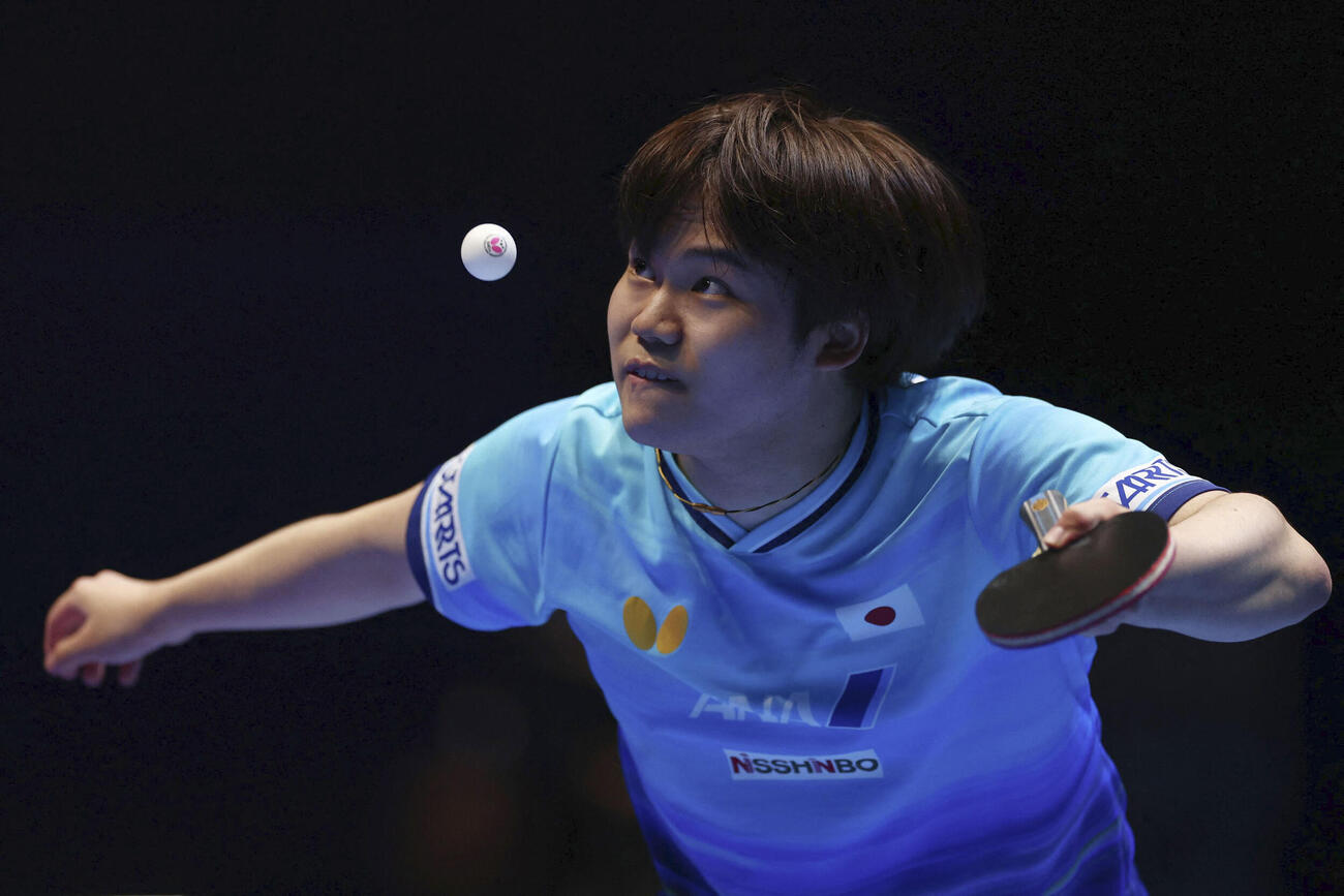 男子準々決勝のドイツ戦でプレーする松島輝空＝ロンドン（ロイター＝共同）
