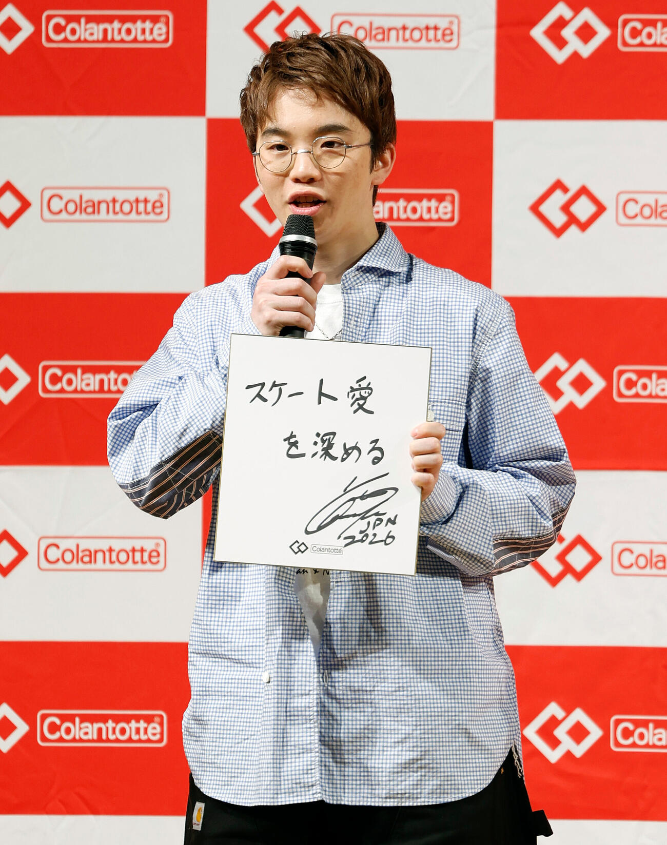 コラントッテ×フィギュアスケーターズ特別トークイベントで今後の目標を語った友野一希（撮影・山本朝陽）
