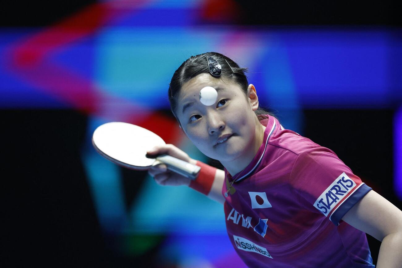 ドイツ戦でプレーする張本美和（ロイター）