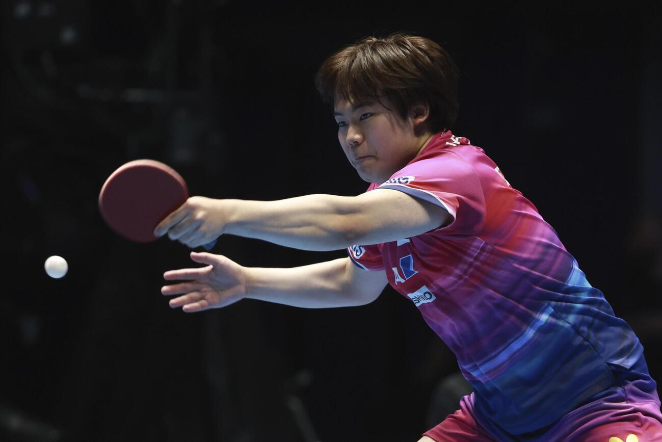 男子準決勝の台湾戦でプレーする松島輝空＝ロンドン（共同）