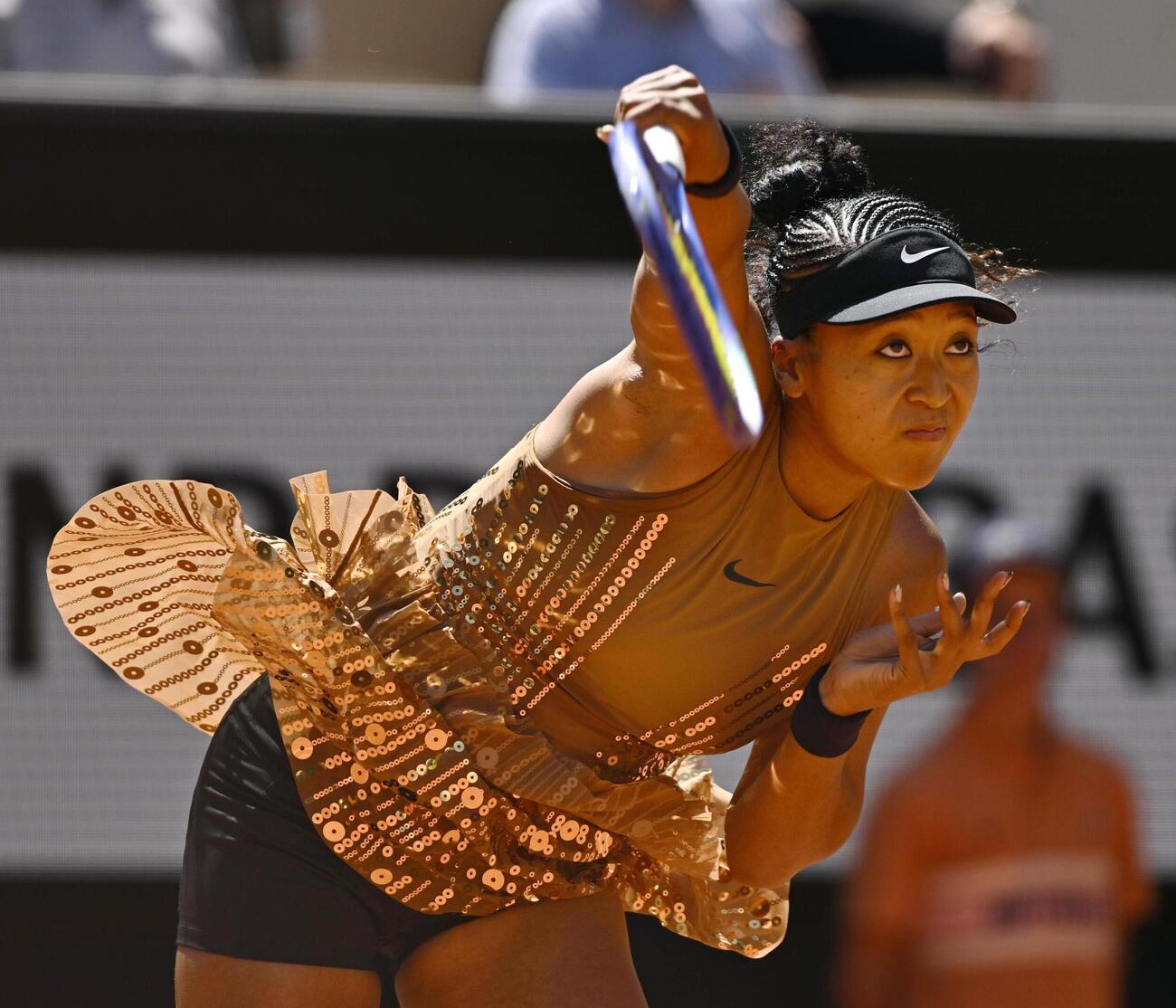 女子シングルス1回戦でプレーする大坂なおみ（共同）
