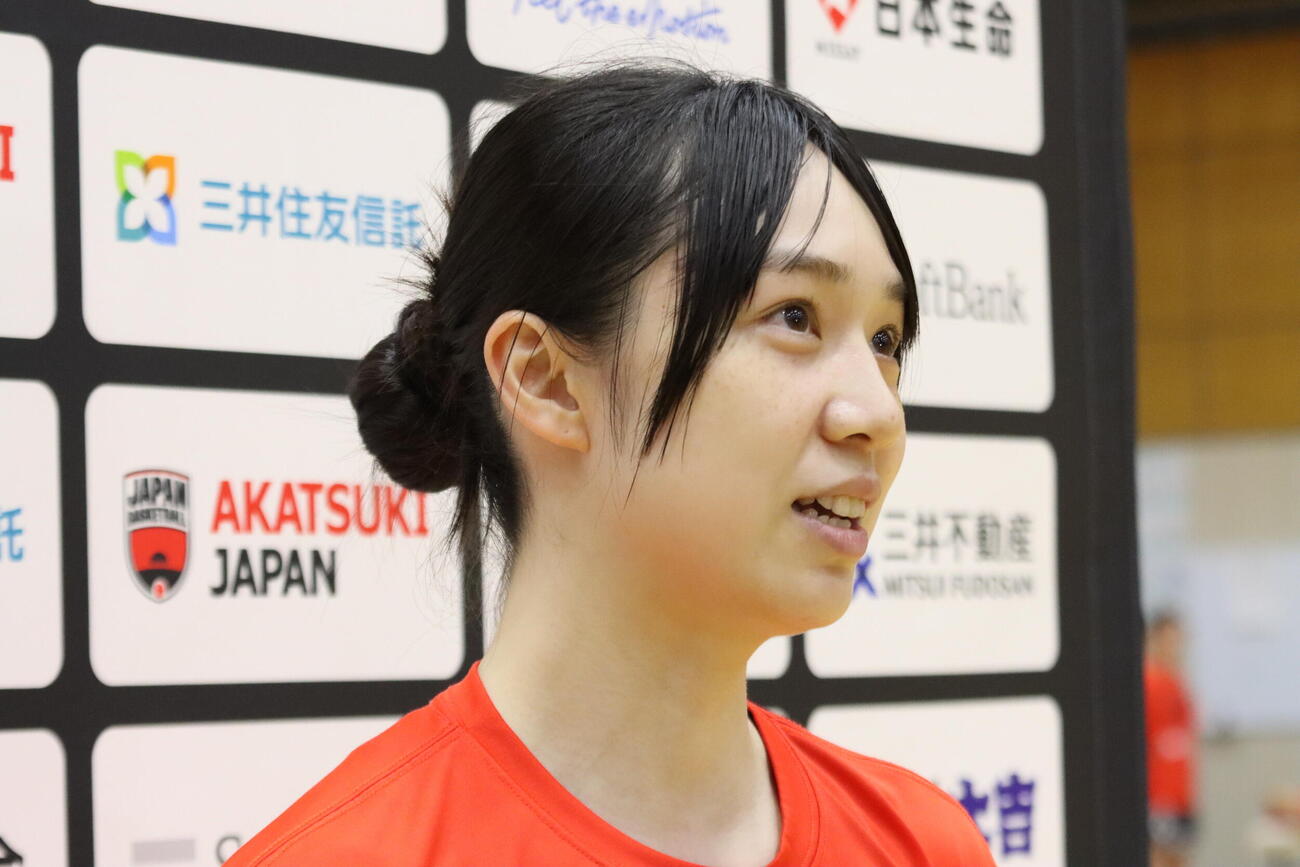 取材に対応する常田亜美（撮影・保坂果那)
