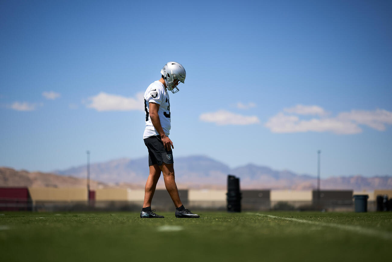 アメリカンフットボール　ラスベガス・レイダースとドラフト外の新人契約を結び、日本人初の米NFL入りを目指すキッカー松澤寛政（C）Matt Aguirre／Las Vegas Raiders（2026年5日1日）