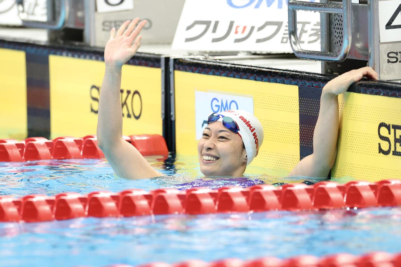 第102回日本選手権水泳競技大会　第4日　女子50メートル平泳ぎで優勝する鈴木聡美（撮影・河田真司）