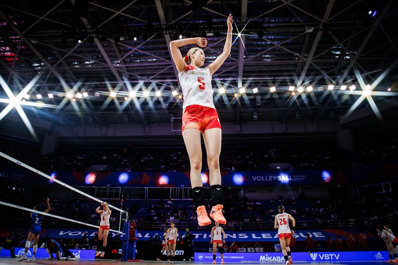 バレーボール・ネーションズリーグ（VNL）女子日本代表、イタリア戦（C）Volleyball World