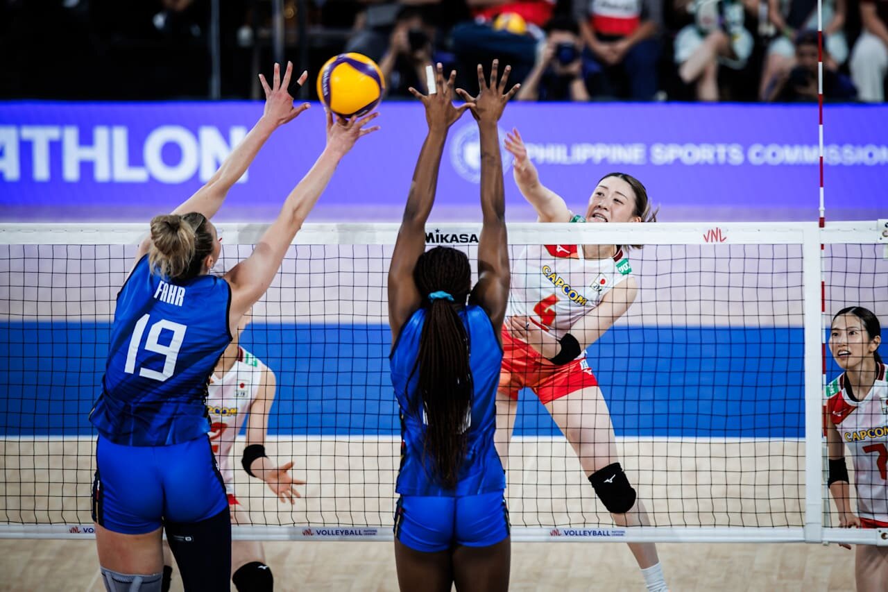 バレーボール・ネーションズリーグ（VNL）女子日本代表、イタリア戦（C）Volleyball World