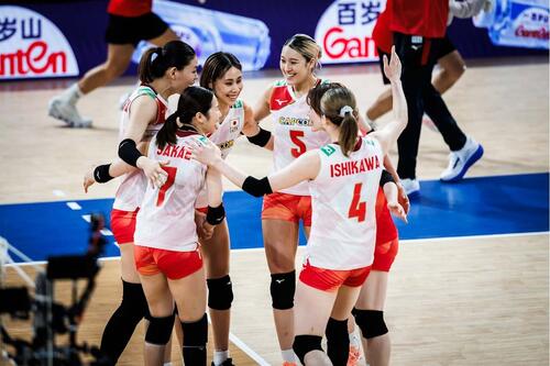 バレーボール・ネーションズリーグ（VNL）女子日本代表、イタリア戦（C）Volleyball World